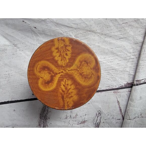 Wooden Carved Round Trinket Box - Picture 7 of 10